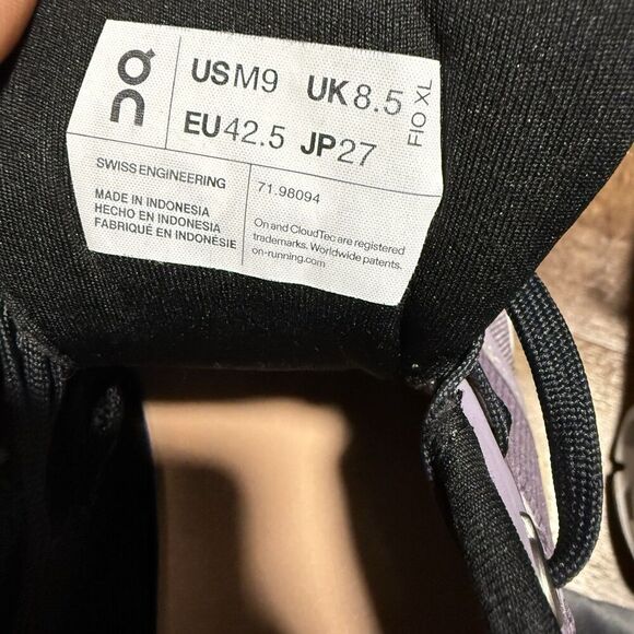 On Cloud Cloudflyer Mens Running Shoe Sneakers Shark/Pearl Size 9 No Liners - Picture 14 of 14